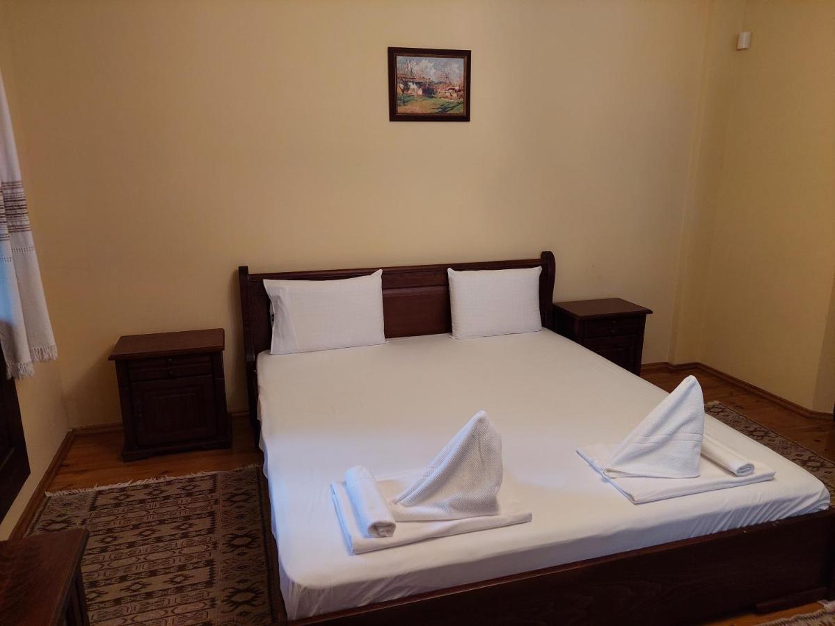 Guest Rooms Cheshmata Arbanasi Esterno foto